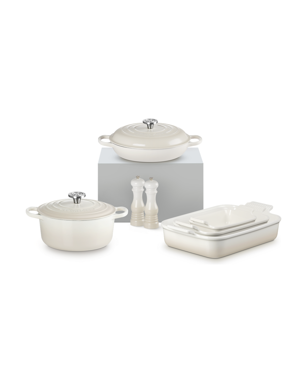Le Creuset 7-piece Essential Cookware Set – Meringue