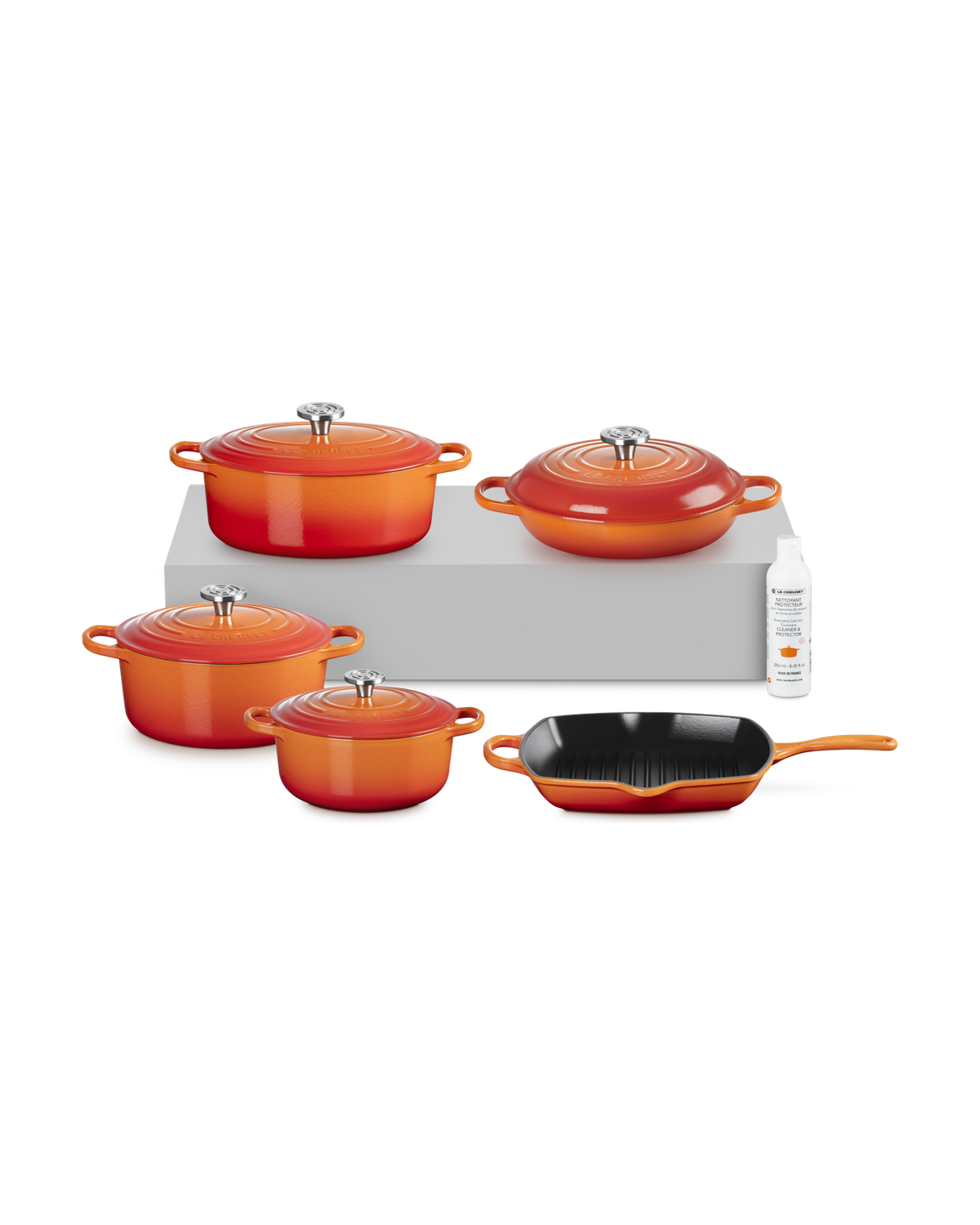 Le Creuset Cast Iron 5-piece Essential Set with Cleaner – Volcanic